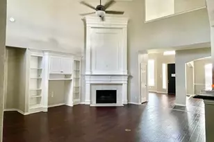 9705 Raven Ln, Irving, TX 75063 - Photo 5