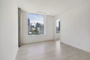2408 Victory Park Ln, Dallas, TX 75219 - Photo 15