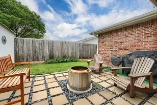 1837 Paxton Dr, Carrollton, TX 75007 - Photo 23