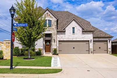 532 Thompson, Van Alstyne, TX 75495 - Photo 1