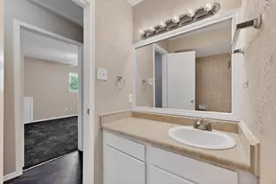912 N Nursery Rd, Irving, TX 75061 - Photo 21