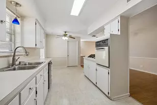 10639 Longmeadow Dr, Dallas, TX 75238 - Photo 7