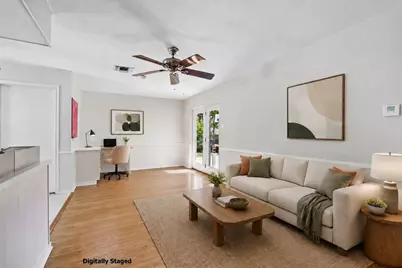 10639 Longmeadow Drive, Dallas, TX 75238 - Photo 15
