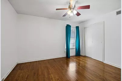 10639 Longmeadow Drive, Dallas, TX 75238 - Photo 19
