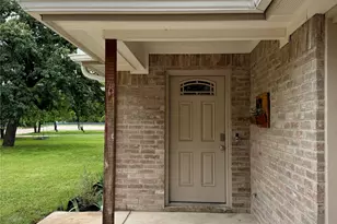 619 Mansfield Rd, Cleburne, TX 76031 - Photo 15