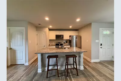 619 Mansfield Road, Cleburne, TX 76031 - Photo 3