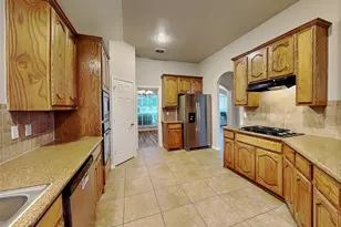 8713 Windblow Ct, Fort Worth, TX 76123 - Photo 5