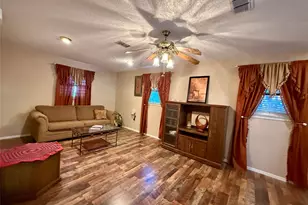300 Denton Ct, Collinsville, TX 76233 - Photo 17