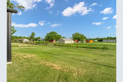 321 Avenue B #B, Walnut Springs, TX 76690 - Photo 27