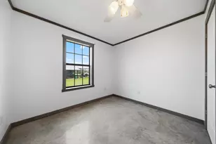 321 Ave B, Walnut Springs, TX 76690 - Photo 11