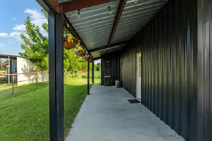 321 Ave B, Walnut Springs, TX 76690 - Photo 21