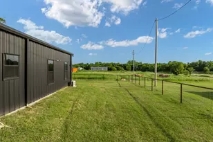 321 Ave B, Walnut Springs, TX 76690 - Photo 25