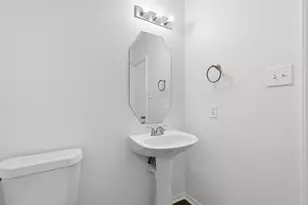 725 Parkford Ln, Arlington, TX 76001 - Photo 29
