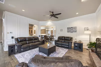 5909 Fairmount Drive, Plano, TX 75093 - Photo 9