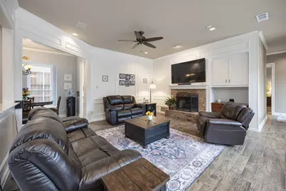 5909 Fairmount Drive, Plano, TX 75093 - Photo 17