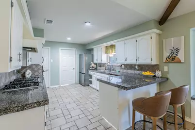 3302 Oxford Drive, Rowlett, TX 75088 - Photo 5