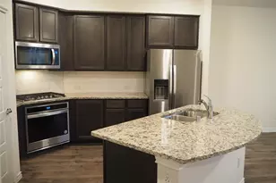 2407 Klamath Dr, Lewisville, TX 75056 - Photo 9