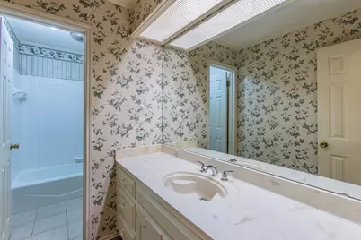 9900 Oak Ridge Circle, Woodway, TX 76712 - Photo 17