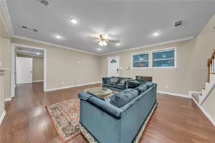 925 Jennings Ln, Azle, TX 76020 - Photo 9