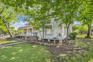 421 N Huey Ave W, Mount Calm, TX 76673 - Photo 27