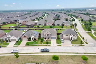 2504 Lakeside Dr, Aubrey, TX 76227 - Photo 35