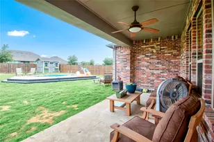 2504 Lakeside Dr, Aubrey, TX 76227 - Photo 29