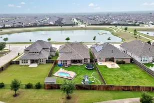 2504 Lakeside Dr, Aubrey, TX 76227 - Photo 37
