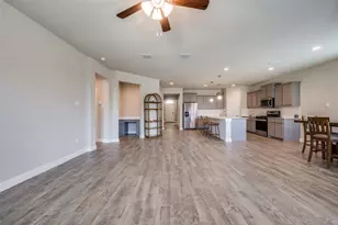 5267 Mountain View Dr, Krum, TX 76249 - Photo 5