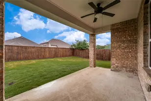 1612 Meadow Trail Ln, Aubrey, TX 76227 - Photo 25