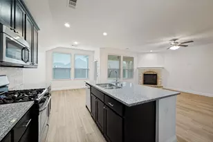 1612 Meadow Trail Ln, Aubrey, TX 76227 - Photo 11