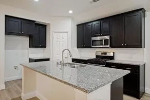 1612 Meadow Trail Ln, Aubrey, TX 76227 - Photo 7