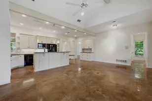 621 Kiowa Dr E, Lake Kiowa, TX 76240 - Photo 9