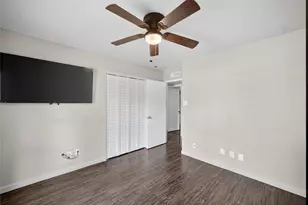 817 Oakland St, Grand Prairie, TX 75052 - Photo 27