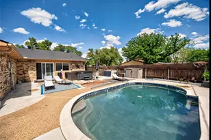 817 Oakland St, Grand Prairie, TX 75052 - Photo 33