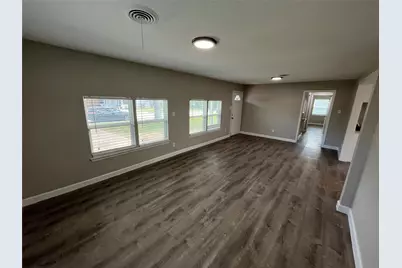 12645 Hallum Street, Dallas, TX 75243 - Photo 5