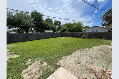 12645 Hallum Street, Dallas, TX 75243 - Photo 21