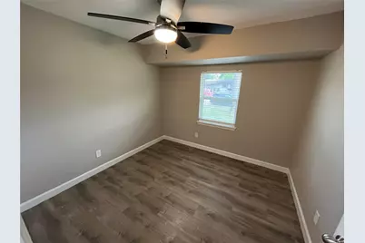 12645 Hallum Street, Dallas, TX 75243 - Photo 11