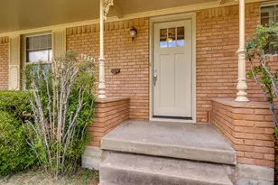6224 Berryhill St, Dallas, TX 75231 - Photo 3