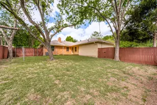 6224 Berryhill St, Dallas, TX 75231 - Photo 25
