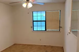 602 E Austin St, Anna, TX 75409 - Photo 5