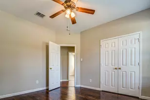 1541 Cliff Creek Dr, Allen, TX 75002 - Photo 17