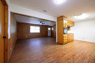 820 N Ave A, Springtown, TX 76082 - Photo 11