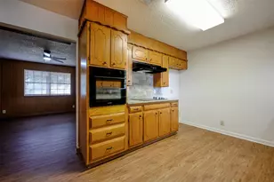 820 N Ave A, Springtown, TX 76082 - Photo 15