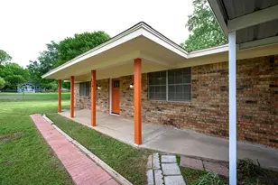 820 N Ave A, Springtown, TX 76082 - Photo 3