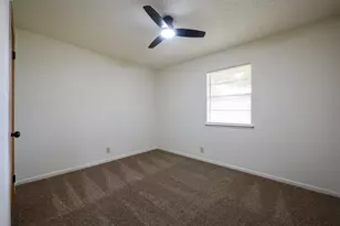 820 N Ave A, Springtown, TX 76082 - Photo 9