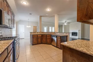 1112 Hiddencreek Dr, Royse City, TX 75189 - Photo 5
