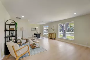 3040 Ponder Pl, Dallas, TX 75229 - Photo 5