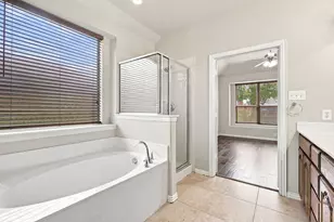 1020 Lake Hollow Dr, Little Elm, TX 75068 - Photo 21