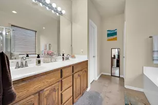 1020 Lake Hollow Dr, Little Elm, TX 75068 - Photo 15