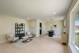 3040 Ponder Pl, Dallas, TX 75229 - Photo 7